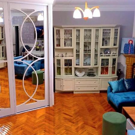 Central Apartment "Ameliya" バクー エクステリア 写真