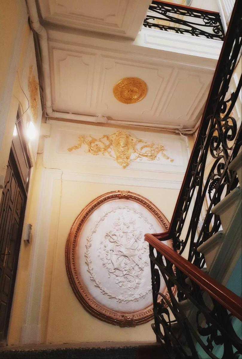 Central Apartment "Ameliya" バクー エクステリア 写真